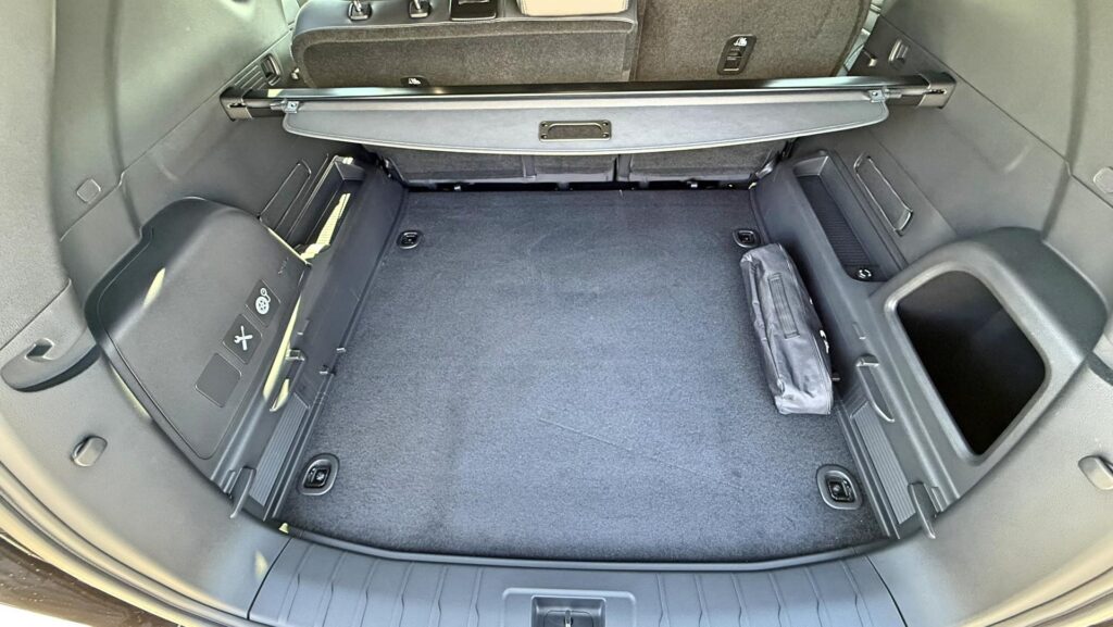 KGM Rexton Premium 4WD kufor