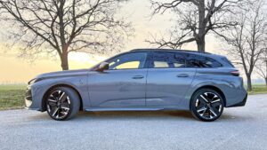 Peugeot 308SW profil