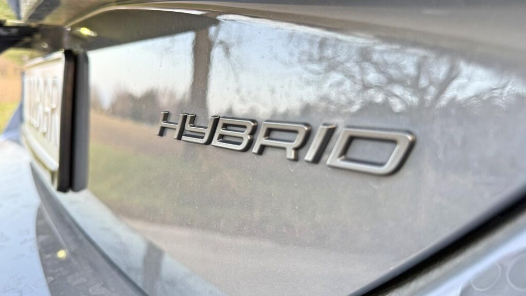 Peugeot 308SW Hybrid logo