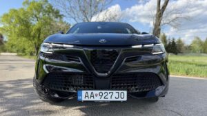 Alfa Romeo Junior Front