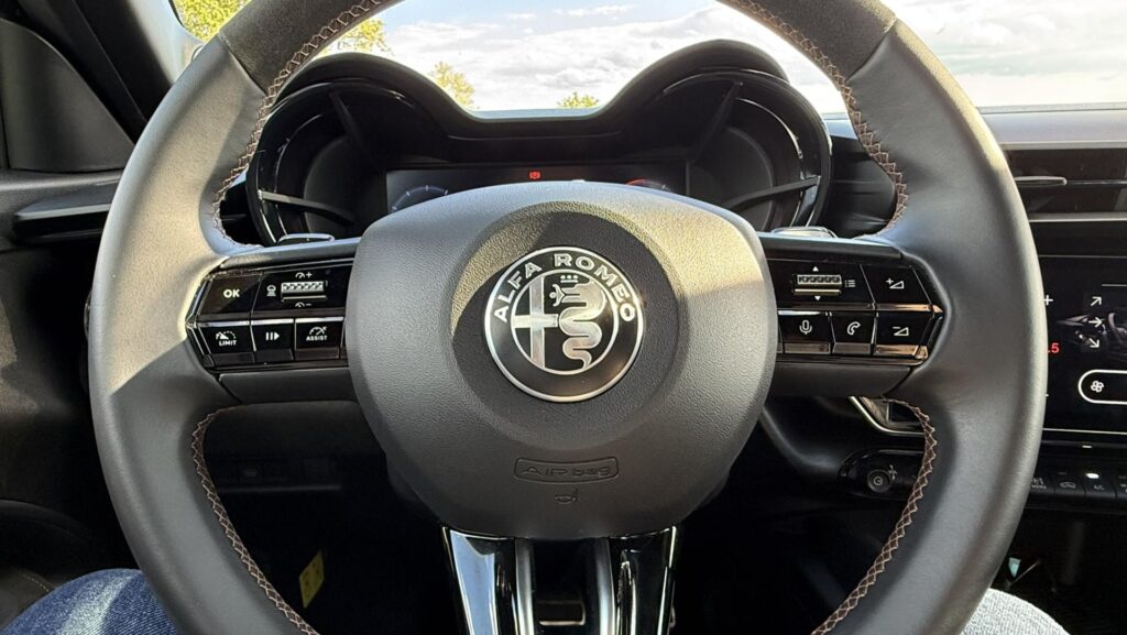 Alfa Romeo Junior volant