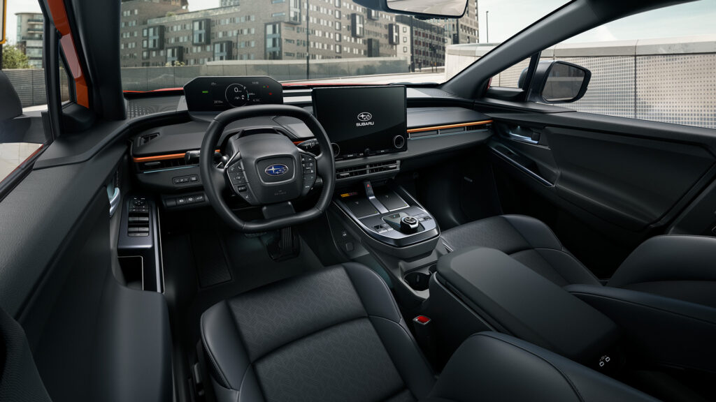 Subaru Uncharted interier