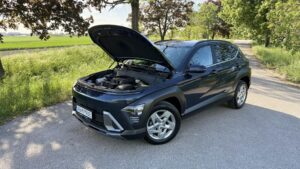 Hyundai KONA Family kapota