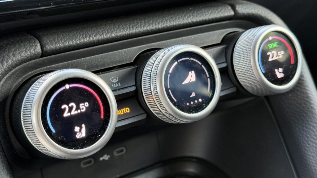 Škoda Kodiaq RS dials
