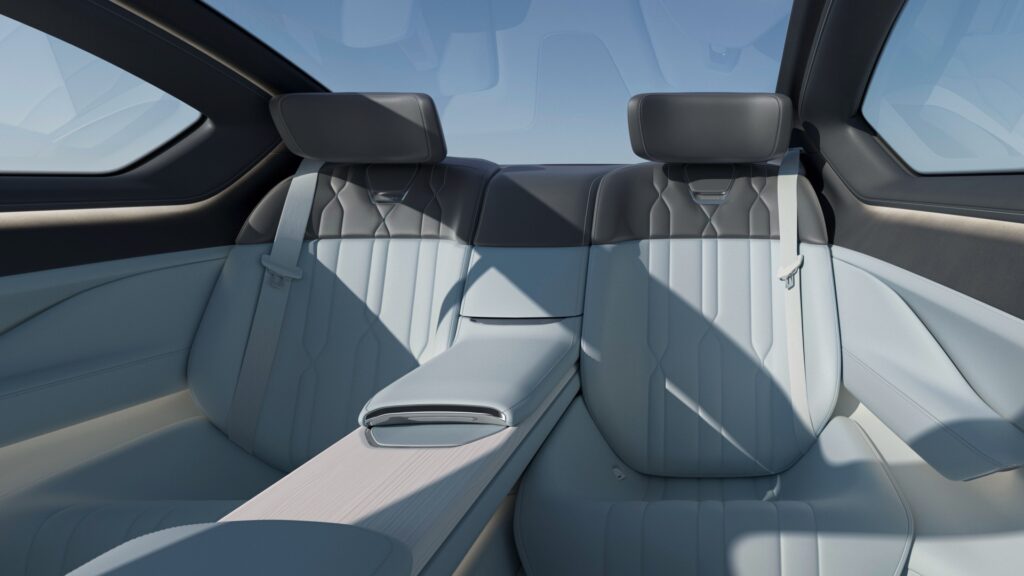 BMW Alpina interier 1