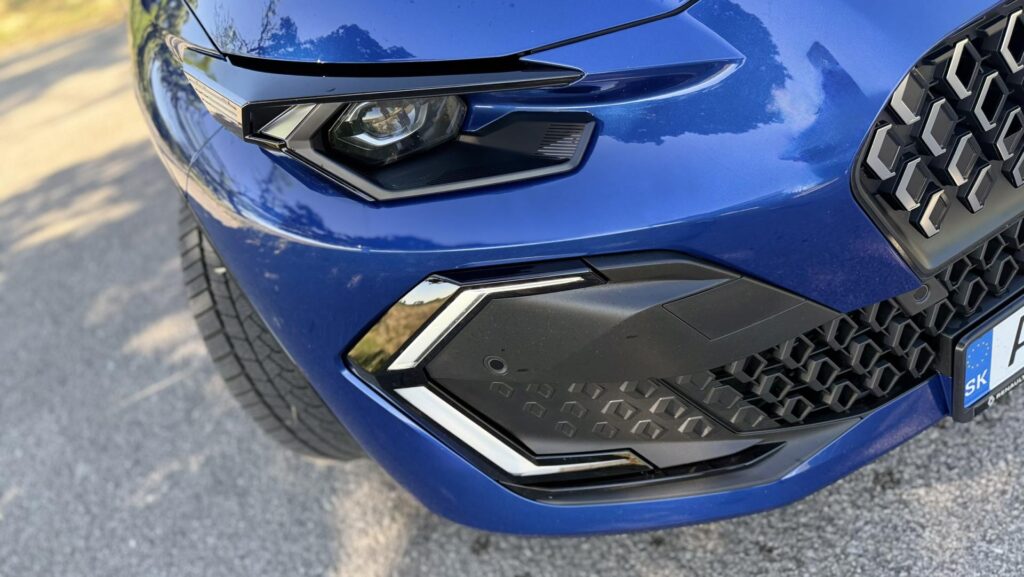 Renault Clio TCe svetlá vpredu