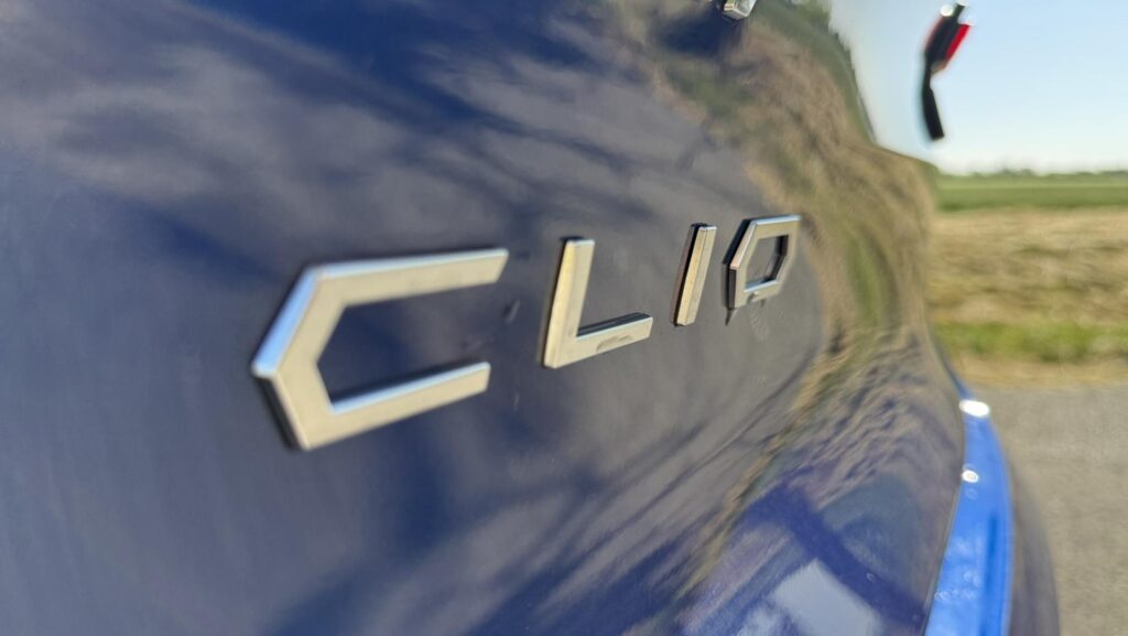 Renault Clio TCe logo