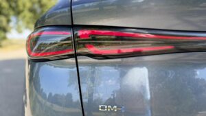 BYD Seal6 svetelný podpis