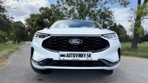 Ford KUGA PHEV predok