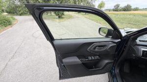 Suzuki e Vitara predné dvere