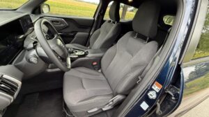 Suzuki e Vitara predné sedačky