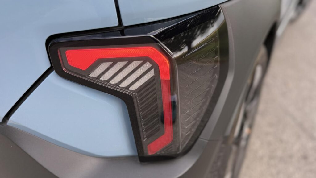 KIA EV2 Earth  lights