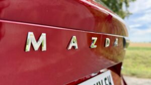 Mazda CX5 Homura napis
