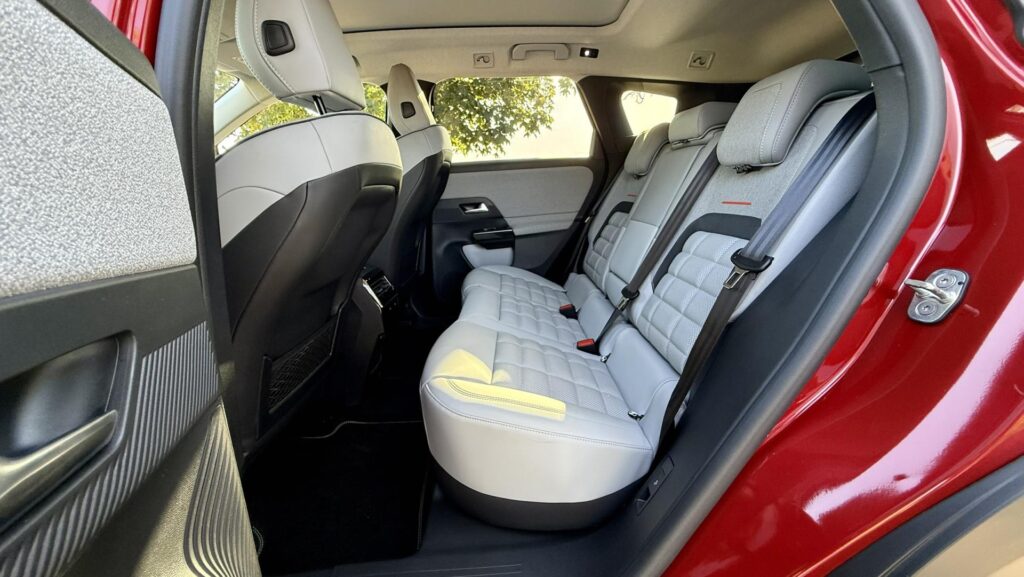 Citroën C5 Aircross sedenie vzadu