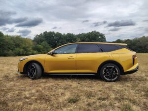 Kia K4 SW