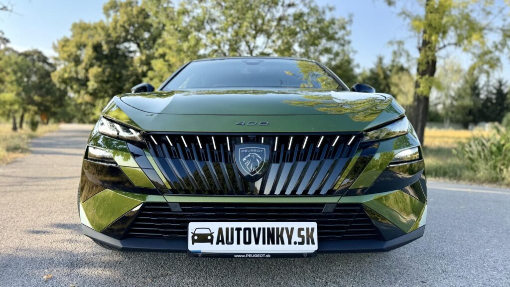 Peugeot 408 Hybrid Facelift
