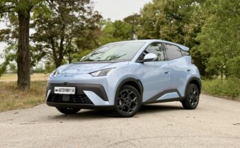 Predná časť BYD Dolphin Surf Comfort s LED svetlami
