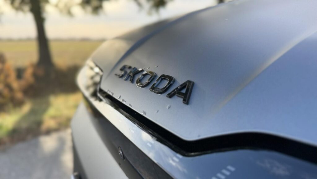 Škoda ELROQ RS 130 badge