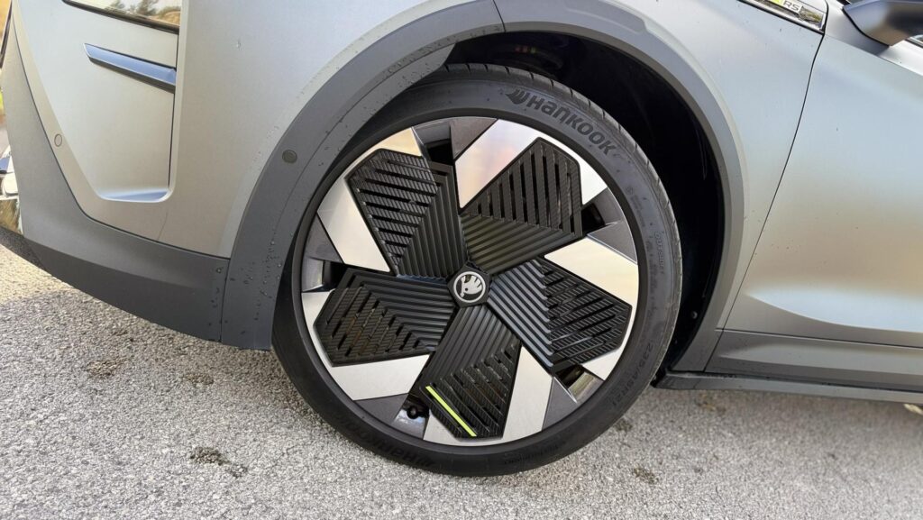 Škoda ELROQ RS 130 kolesá