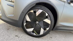 Škoda ELROQ RS 130 kolesá