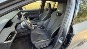 SkodaElroqRS130 sedadlá