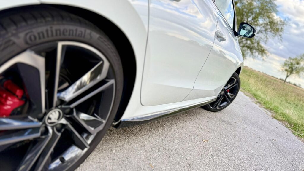 Škoda Fabia 130 športový podvozok znížený o 15 mm
