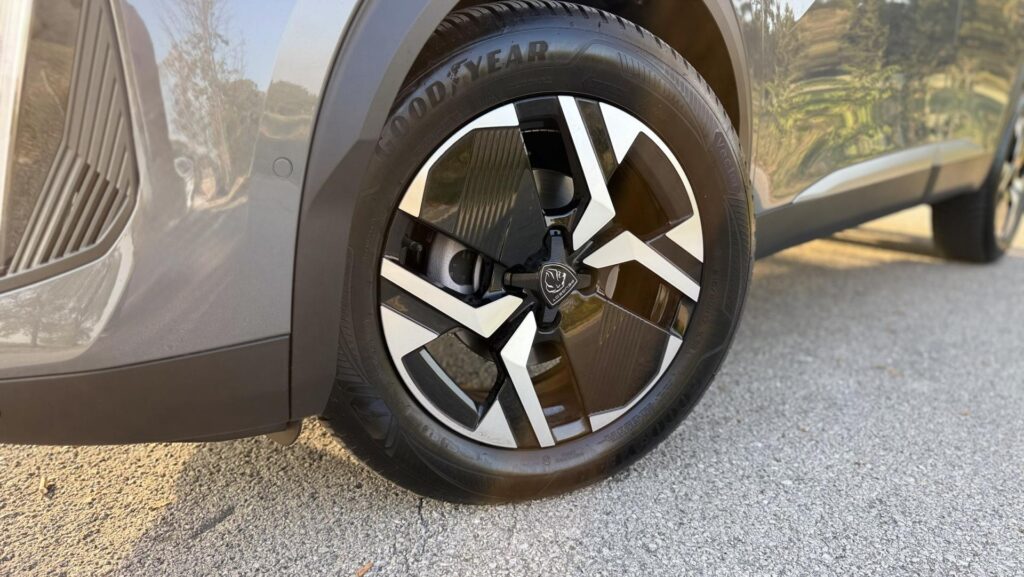 Peugeot 2008 1.2 TURBO kolesá