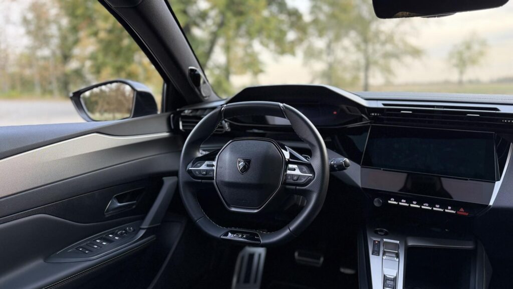 Peugeot 308 SW GT BlueHDi 130 i-cockpit